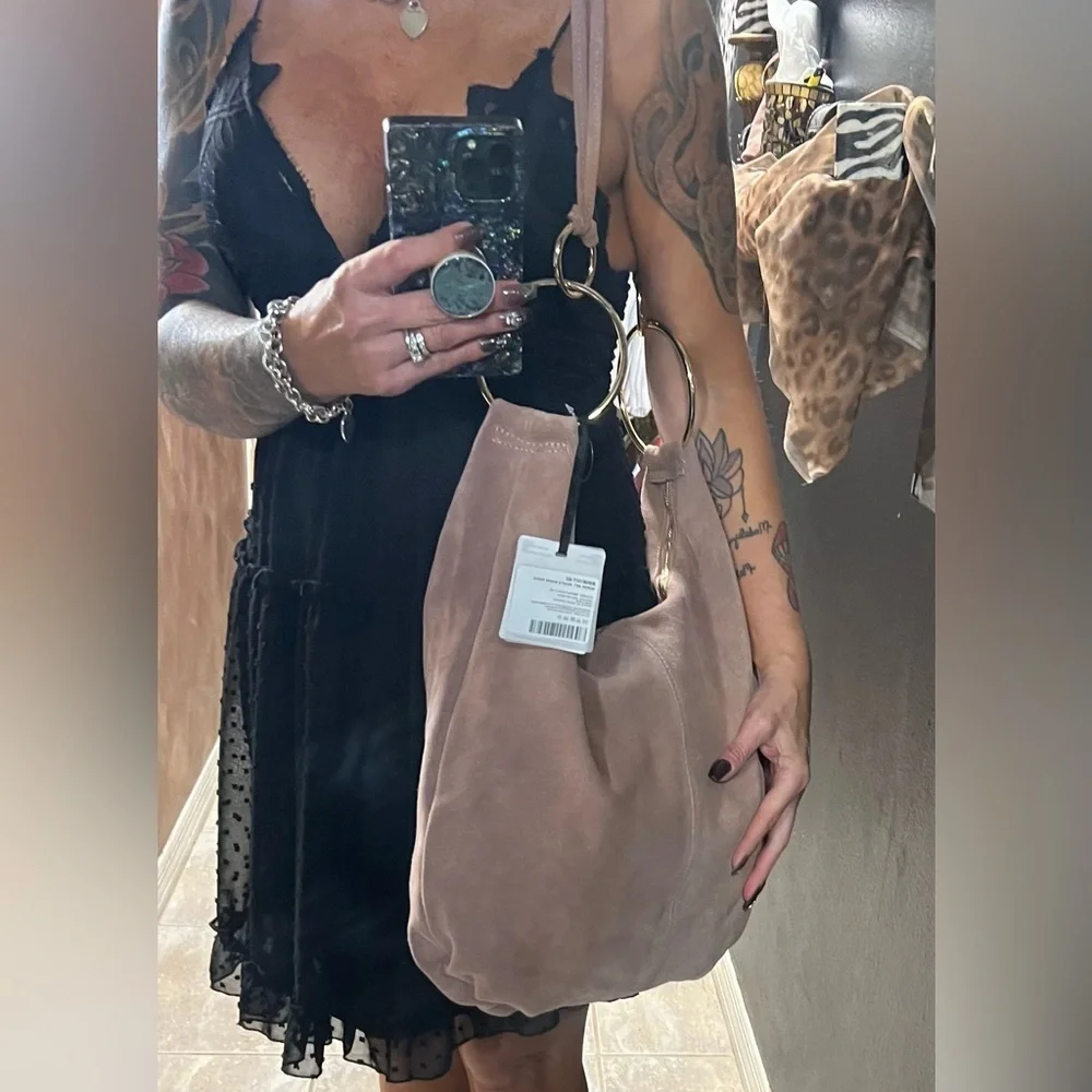 🩷NWT-MARLON GORGEOUS Made In Italy Genuine Suede Leather Circle Handle Hobo🩷